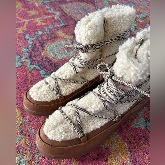 Steve Madden | Women’s Brown/Cream Faux Sherpa Zip/Lace Up Brenna Ankle Boot 9.5 - Picture 6 of 14